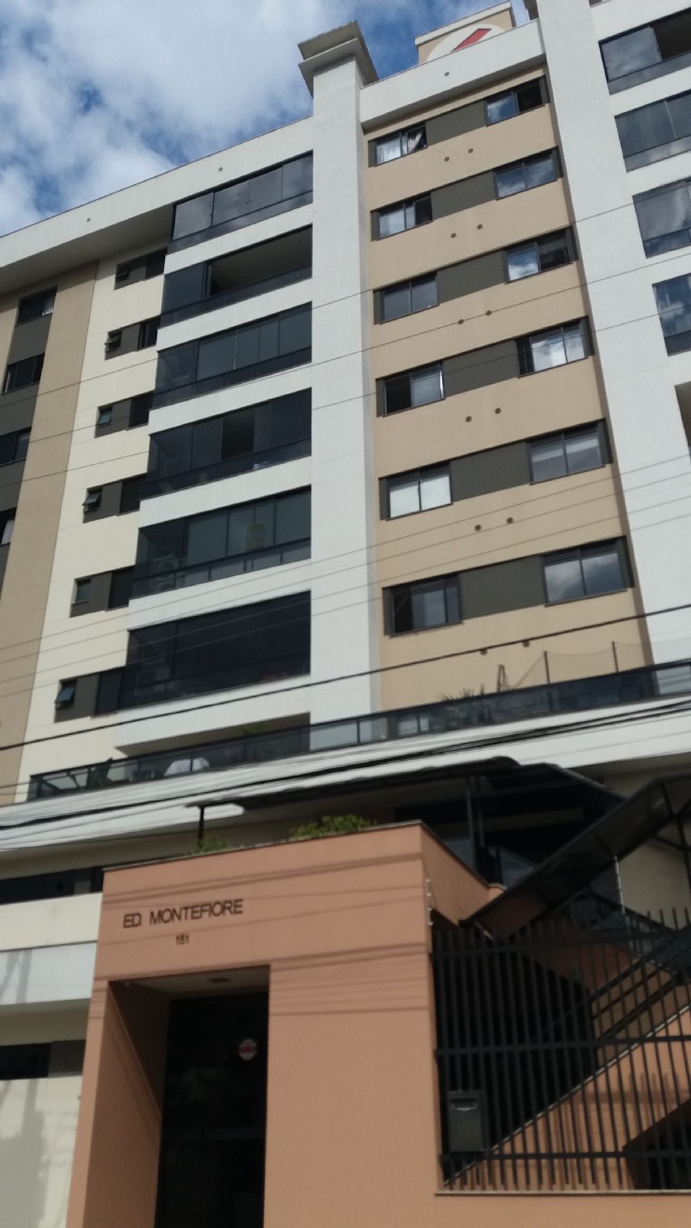 Belo apartamento, novo, amplo,