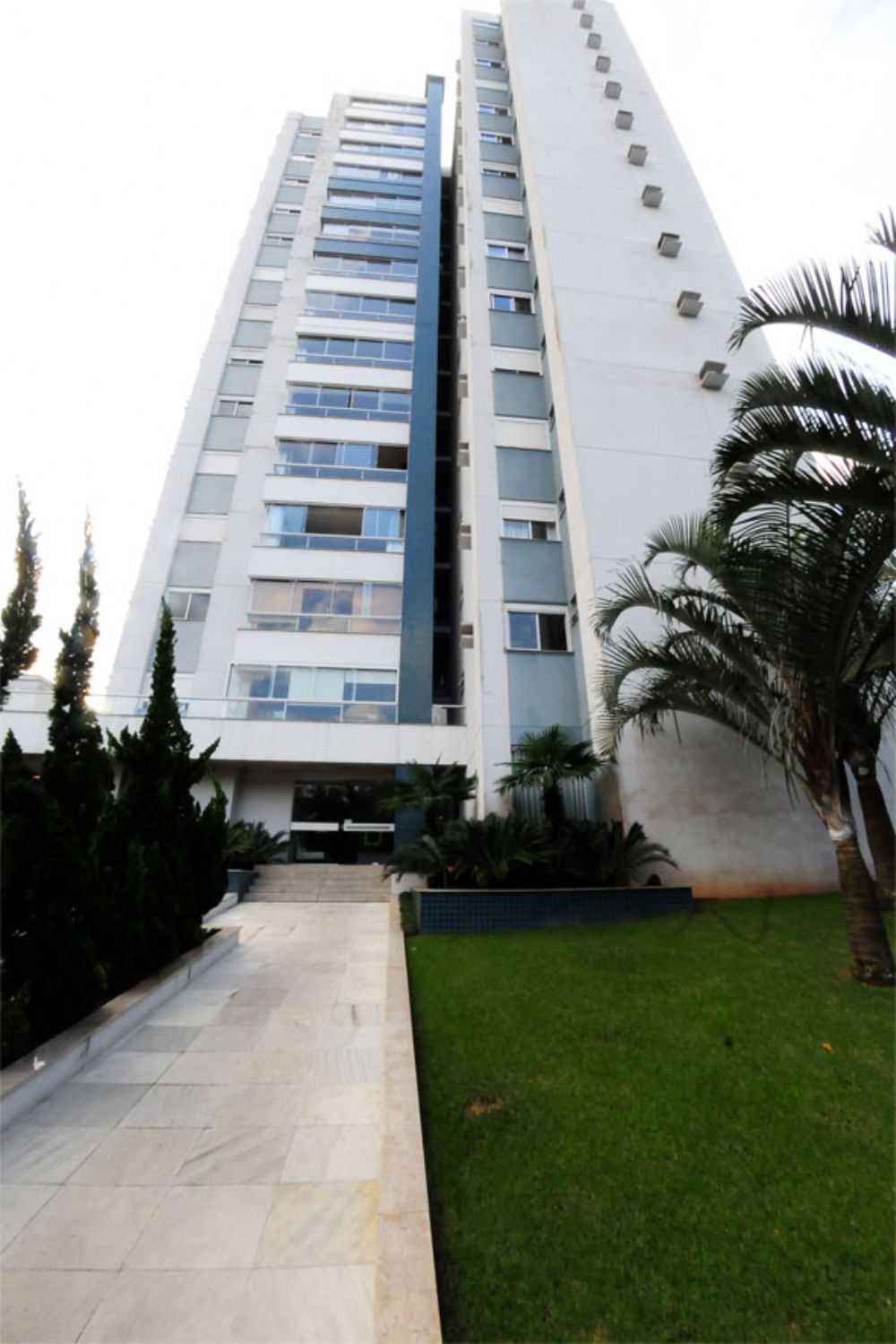 Linda cobertura duplex, Victor