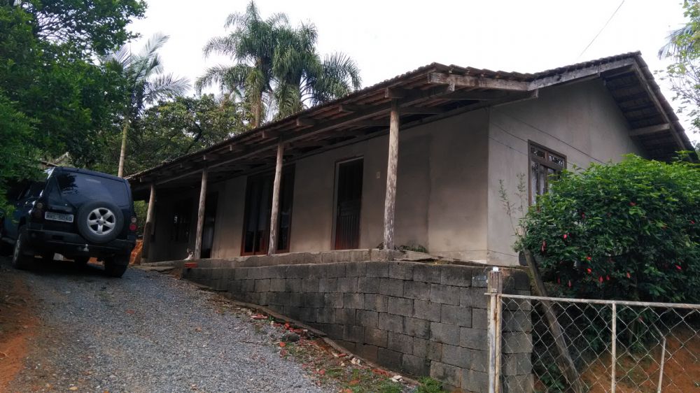 VENDO CASA DE ALVENARIA NO BAI